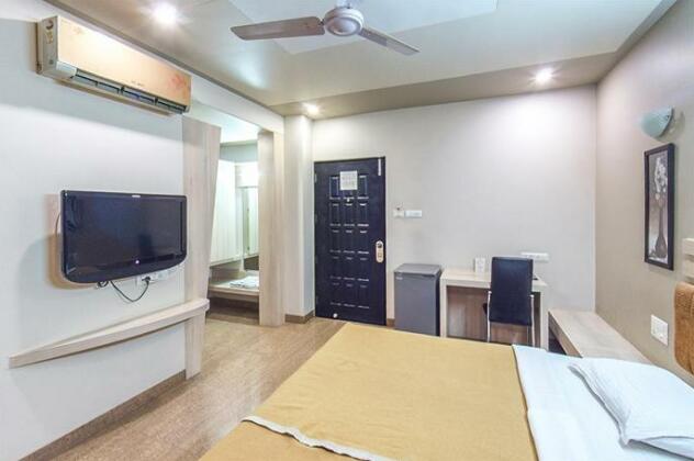 Lotus Hotel Solapur - Photo3