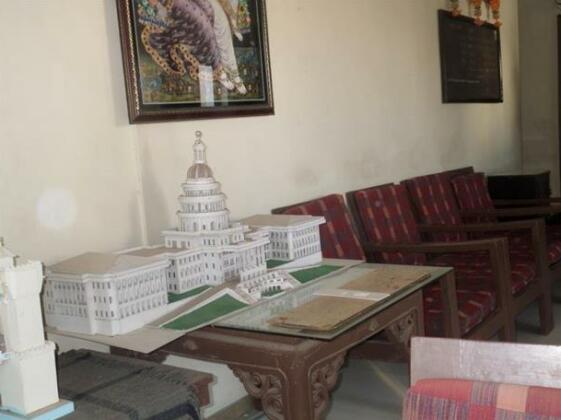 Vrindavan Lodge - Photo3
