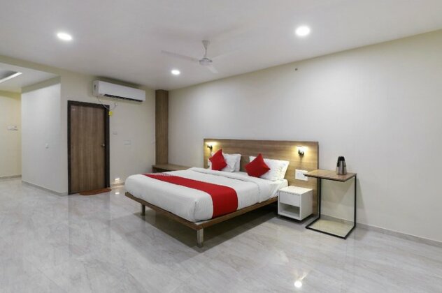 OYO 65403 Atithi Hotel - Photo2