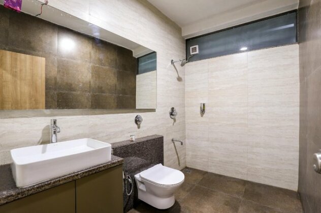 OYO 65403 Atithi Hotel - Photo5