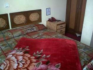 Grand Hotel Srinagar - Photo3