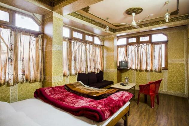 Gulfam Hotel - Photo4