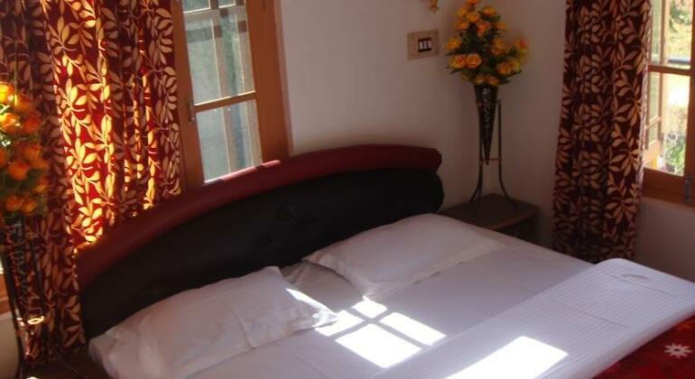 Hospitality Home - Photo2