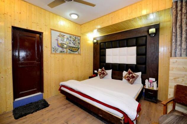 Hotel Azad - Photo2