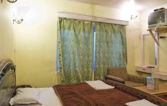 Hotel Butterfly Srinagar - Photo2