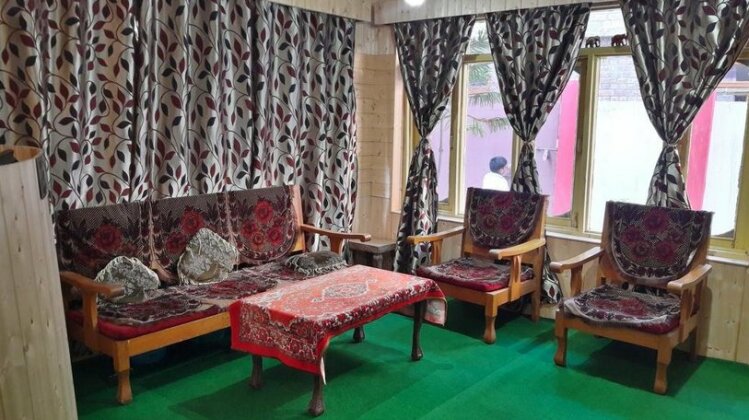 Hotel Fabulous Kashmir - Photo2