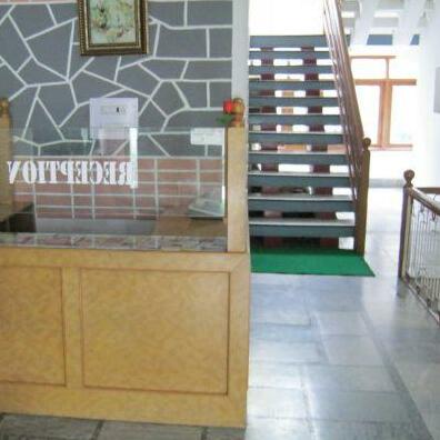 Hotel Gulshan Valley - Photo2