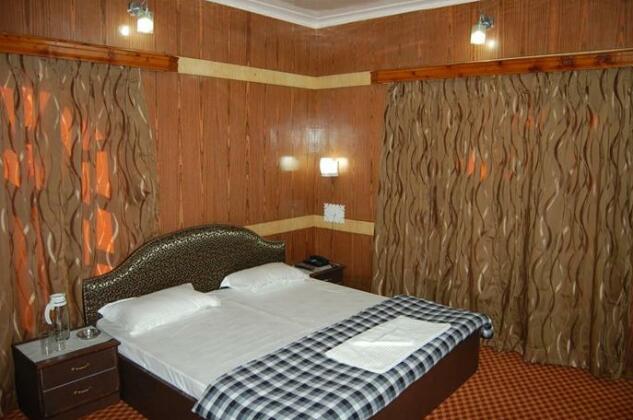Hotel Landmark Srinagar - Photo5