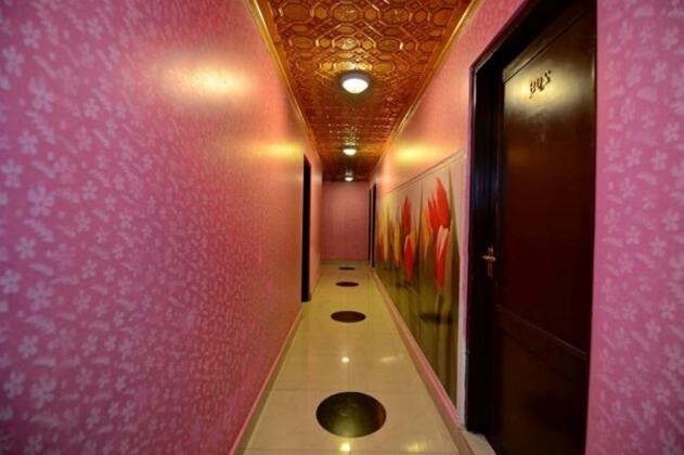 Hotel Nishat View - Photo3