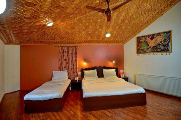 Hotel Nishat View - Photo5