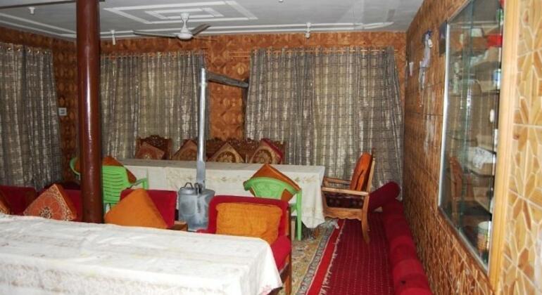 Hotel Purple Amethyst - Photo3