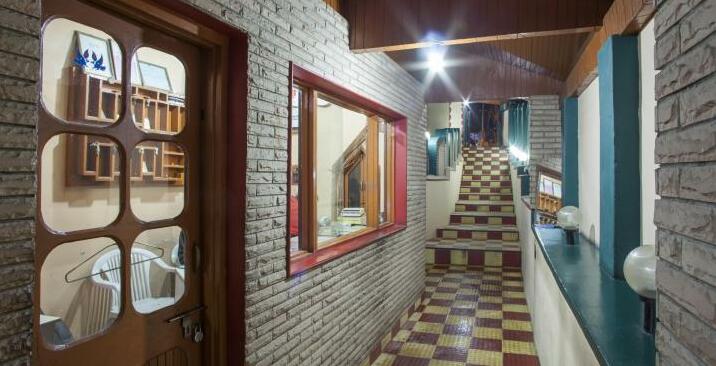 Hotel Relax Inn Srinagar - Photo5
