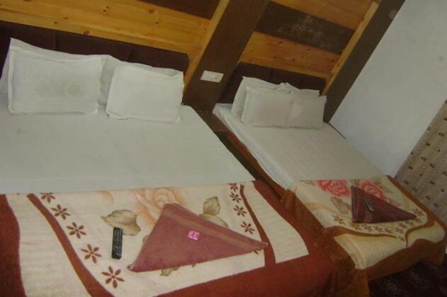 Hotel Sara Srinagar - Photo3
