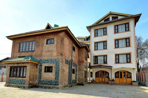 Hotel Welcome Residency Srinagar