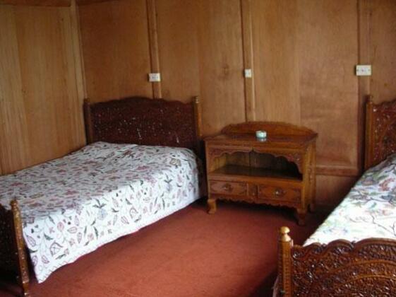 Houseboat Golden Ship - Photo4
