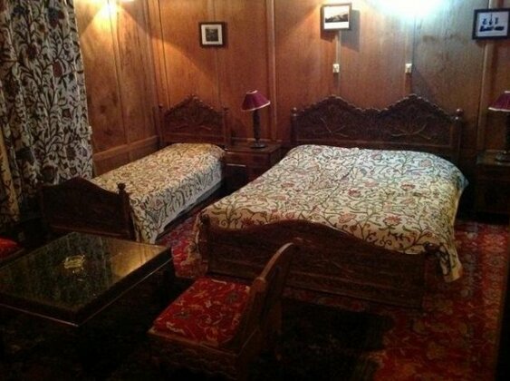 Houseboat Khan Palace - Photo4