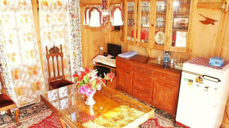 Houseboat Kings Boat - Photo4