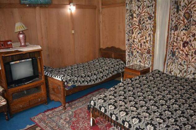 Houseboat New Zaitoon - Photo5