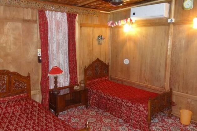 Houseboat Prince Of Bombay - Photo3