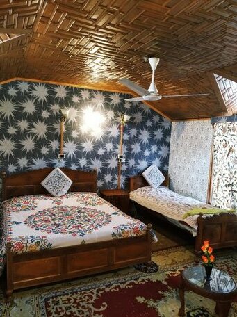 Houseboat Young Snow View Front Line Dal Lake - Photo3