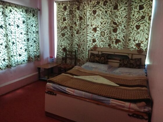 Jannat Guest House Srinagar - Photo2
