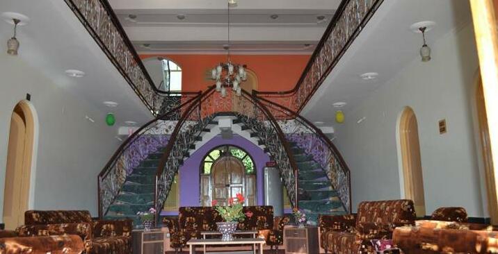 Kashmir Grand Nishat - Photo3