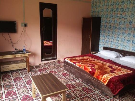 Kashmir Hill Town - Photo2