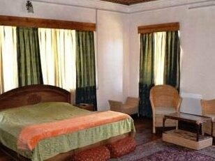 Kashmir Home Stay - Photo3