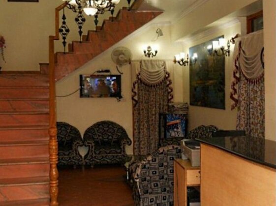 Krimzon Manor - Photo3