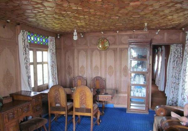 Lake City Guest House - Photo4