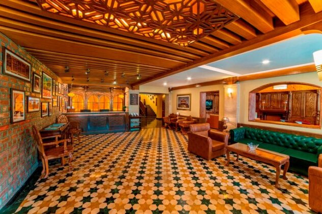 Lemon Tree Hotel Srinagar - Photo5