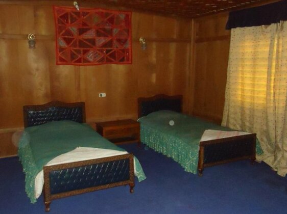 Marco Polo Houseboats - Photo4