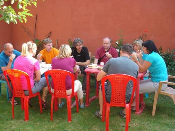 Marias Hotel - Photo2