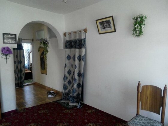 New World Guest House - Photo2
