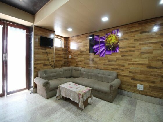 OYO 29553 Hotel Essar - Photo3