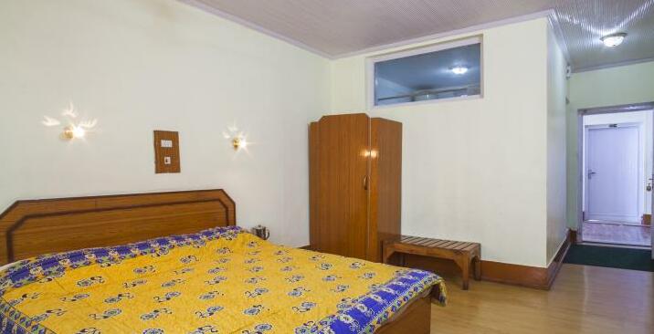 OYO 5174 Hotel Pamposh - Photo3