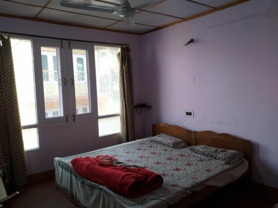 Shaheers Bombay gujrat - Photo5