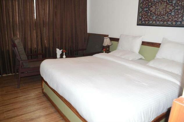 Standard Hotel and Resturant - Photo5