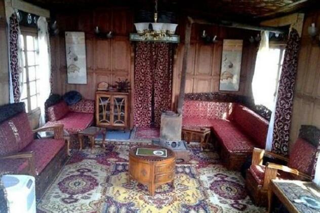 Zum Zum Group of House Boats - Photo4