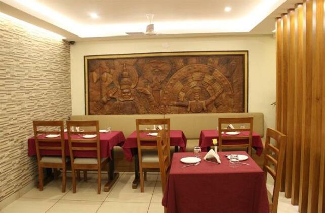 Issacs The Resort - Photo3