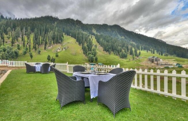 Hotel Village Walk - Photo5
