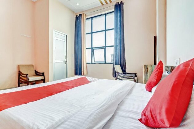 OYO 46501 Hotel Red Moon - Photo2