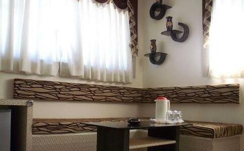 Embassy Hotel Surat - Photo3