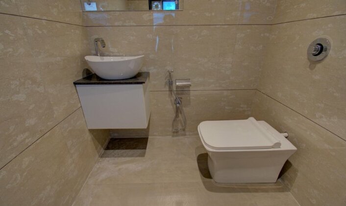 Hotel Amisha International - Photo5