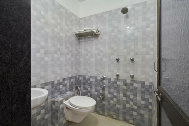 Hotel Ashirwad Surat - Photo4