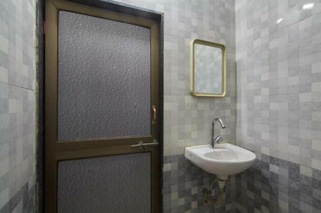 Hotel Ashirwad Surat - Photo5