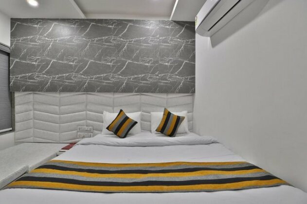 Hotel Le Grand Surat - Photo2