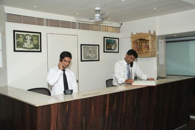 Hotel Vetro Inn - Photo3