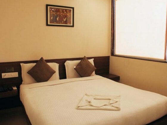 Hotel Vetro Inn - Photo4