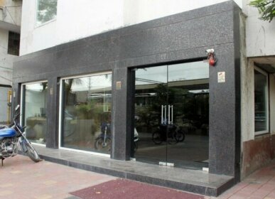 Hotel Vetro Inn